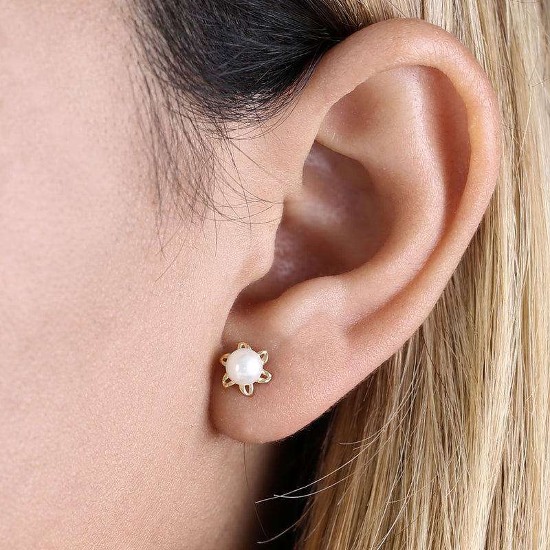Solid 14K Gold Flower Fresh Water Pearl Earrings