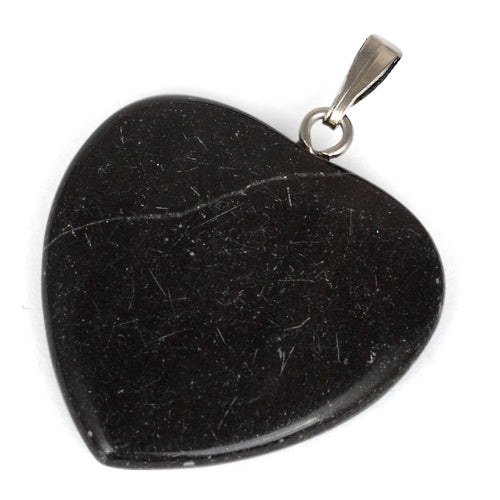 25mm Black Heart Pendant