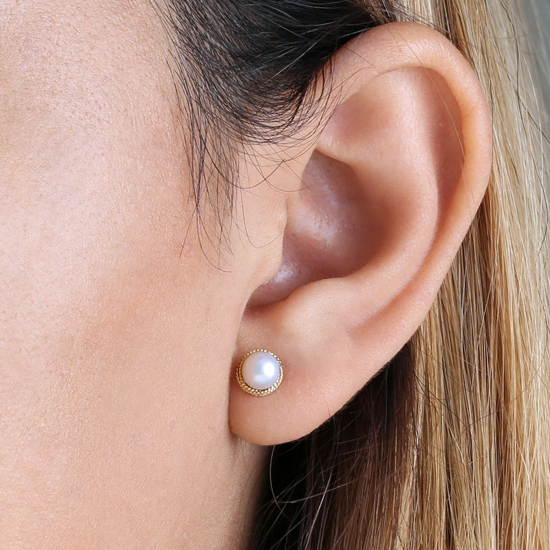 Solid 14K Yellow Gold Pearl Earrings